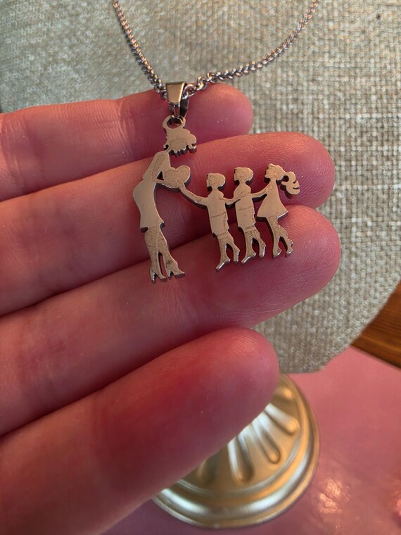 Mother Child Pendant Vintage View 5