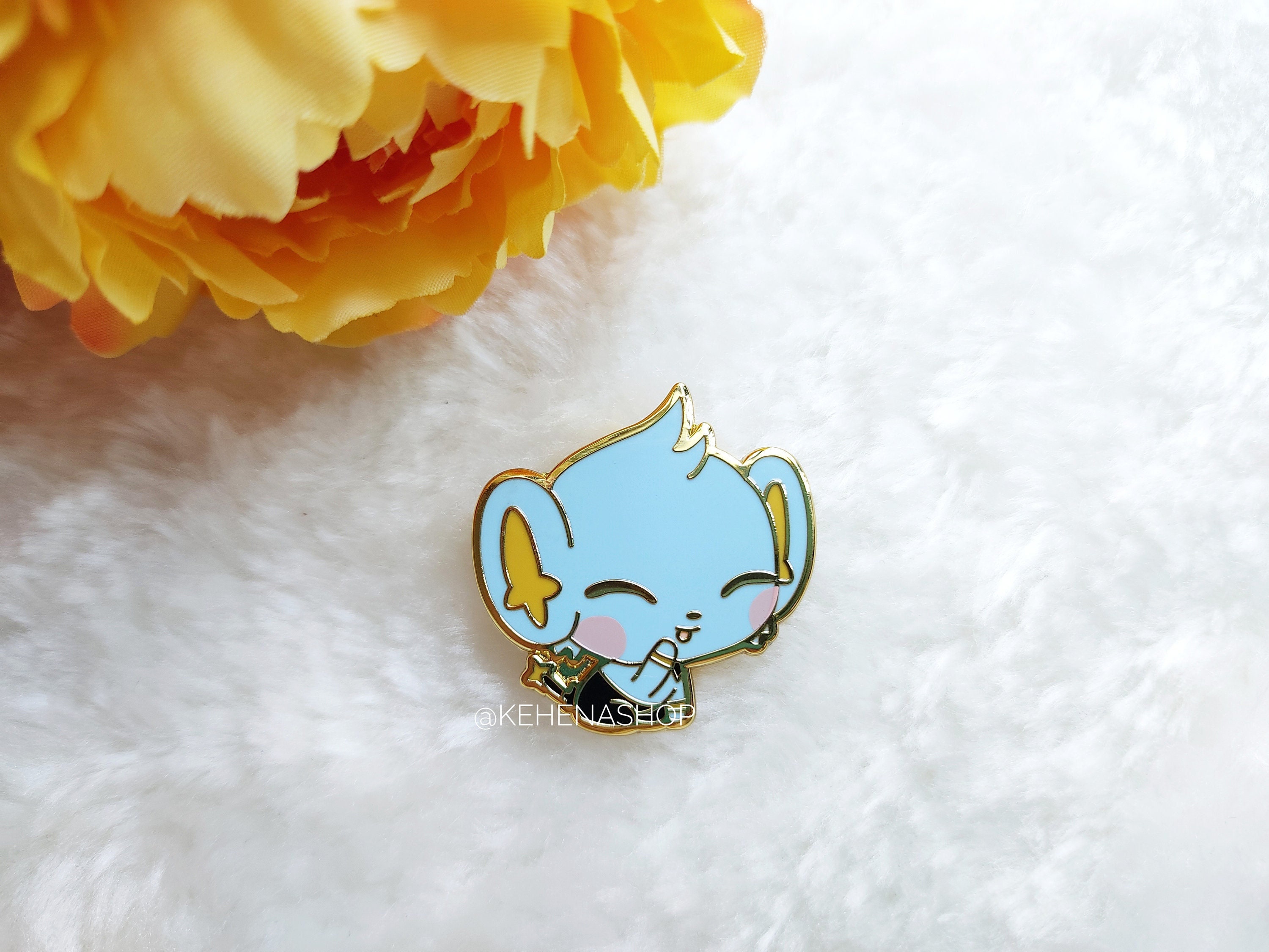 Pokemon Center 2017 Eievui & Flowers Vaporeon Metal Keychain Charm Lottery  Prize NOT SOLD IN STORES | Metal keychain, Pokemon, Cool pokemon