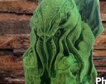 Cthulu Idol Dice Tower for gaming