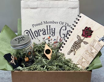 Book Lover Gift Box | Everything But the Book Box | Book Bundle Gift Box Dark Romance | Gift Box for Bookish Book Lover