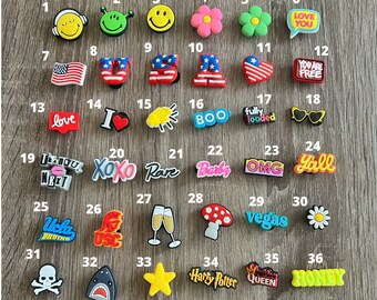 Cute Shoe Charms, Girls Shoe Pins Teenager, Love Charms, Latina Shoe Charms for Clogs, Smiley Face Shoe Charm for Sandals, Daisy Shoe Charms