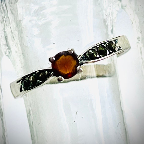 Vintage Sterling Silver Stacking Ring: Red Crysta… - image 4