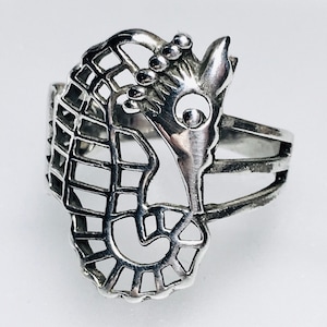 Seahorse Sterling Silver vintage Ring size 6,7, or 9 vintage925silver solid silver