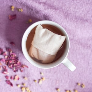 Reusable, washable tea bags made from natural cotton. Folded Eco Tea Bag. Environmentally Friendly Gifts. Eco Tea Bags. Eco Home Product