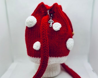 Crochet Mushroom Bag, Crossbody cottagecore mushroom bag, mushroom shape crossbody Bag, Cute Girl Gift, Gift for Gardener Plant Lover