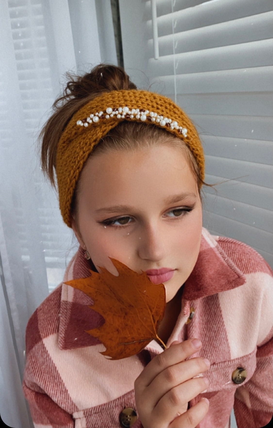Cozy Beaded Headband, Twist Headbands With Pearl for Women  display picture 2