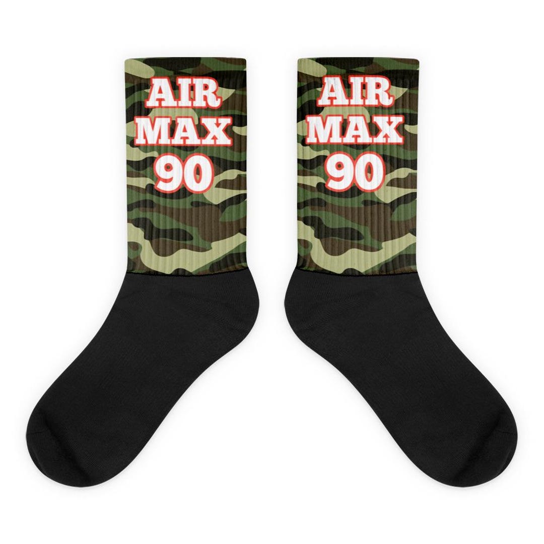 air max 90 with socks