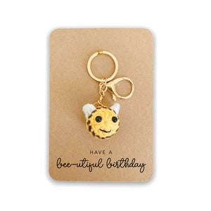 Cadeau d'anniversaire personnalisé abeille, porte-clés joyeux anniversaire, porte-clés abeille fait main, cadeau d'anniversaire, idée cadeau, cadeau d'anniversaire