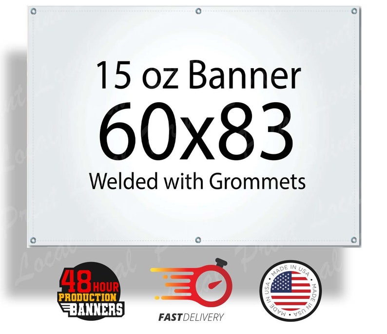Może przedstawiać: Biały baner z tekstem "15 oz Banner 60x83 Spawany z oczkami". Baner jest wykonany w USA i ma czas produkcji 48 godzin.