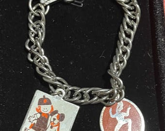 Vintage 1975 silver plate Brownies scouts charm bracelet Girl Scout