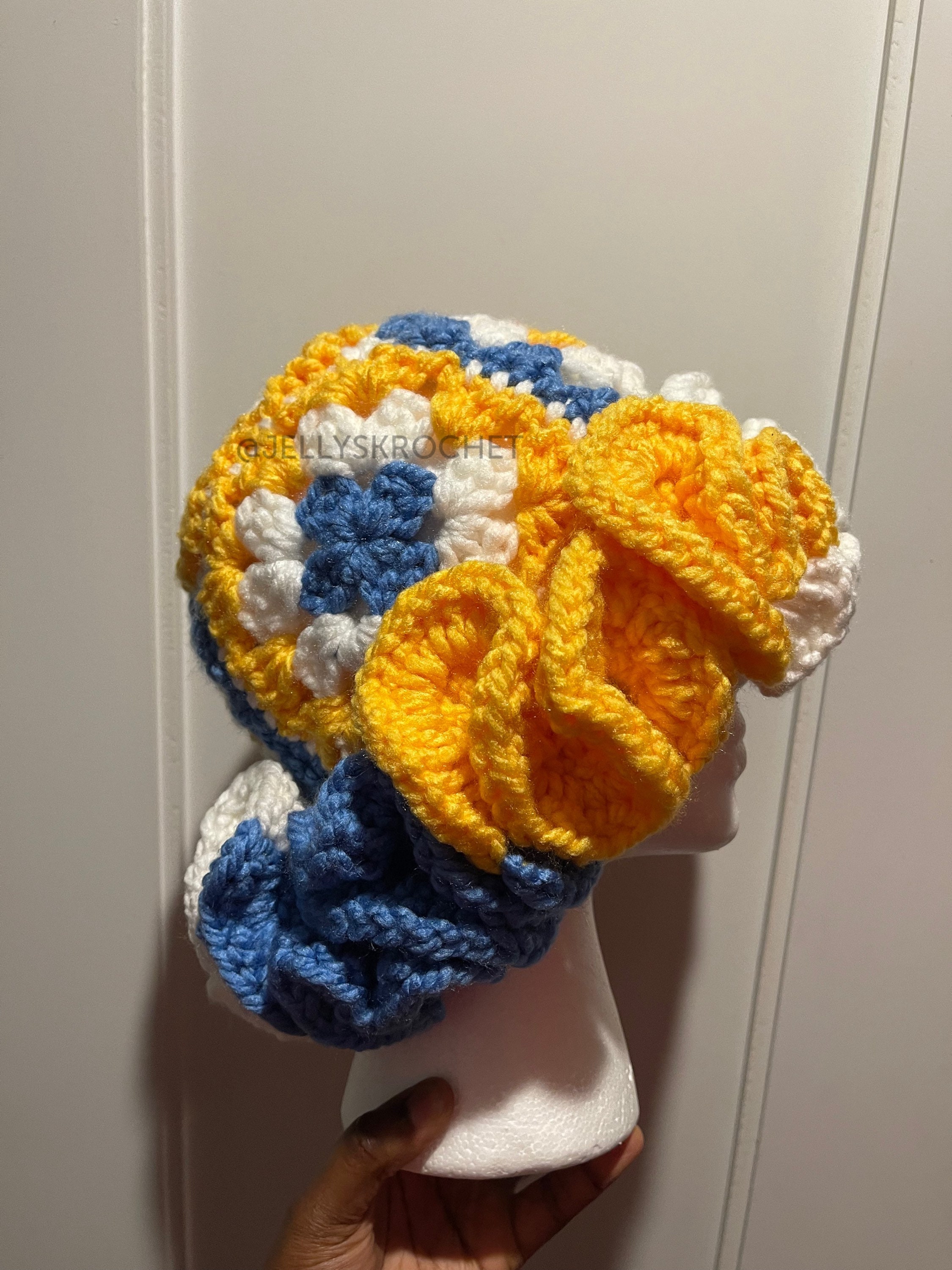 Crochet Granny Square Bucket Hat | Crochet Ruffle Brim Hat