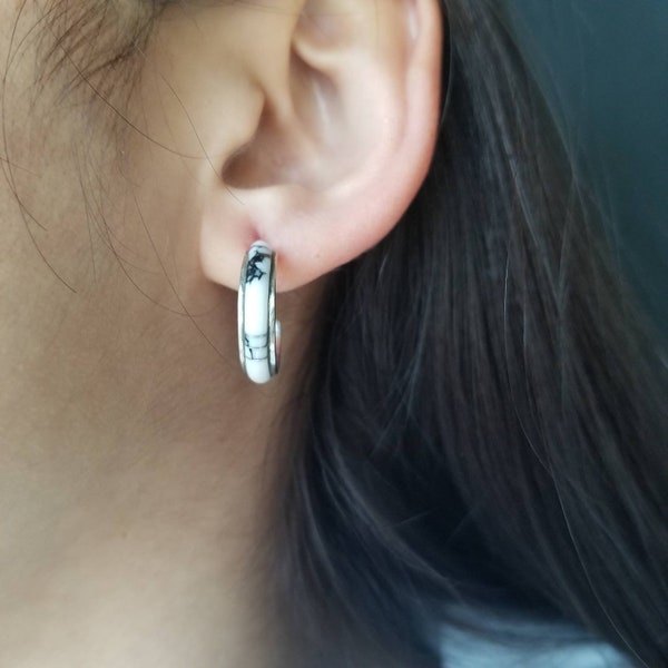 Pendientes de medio aro con incrustaciones de matriz blanca/negra/Aros blancos de plata esterlina, joyería blanca/Aros estilo suroeste.