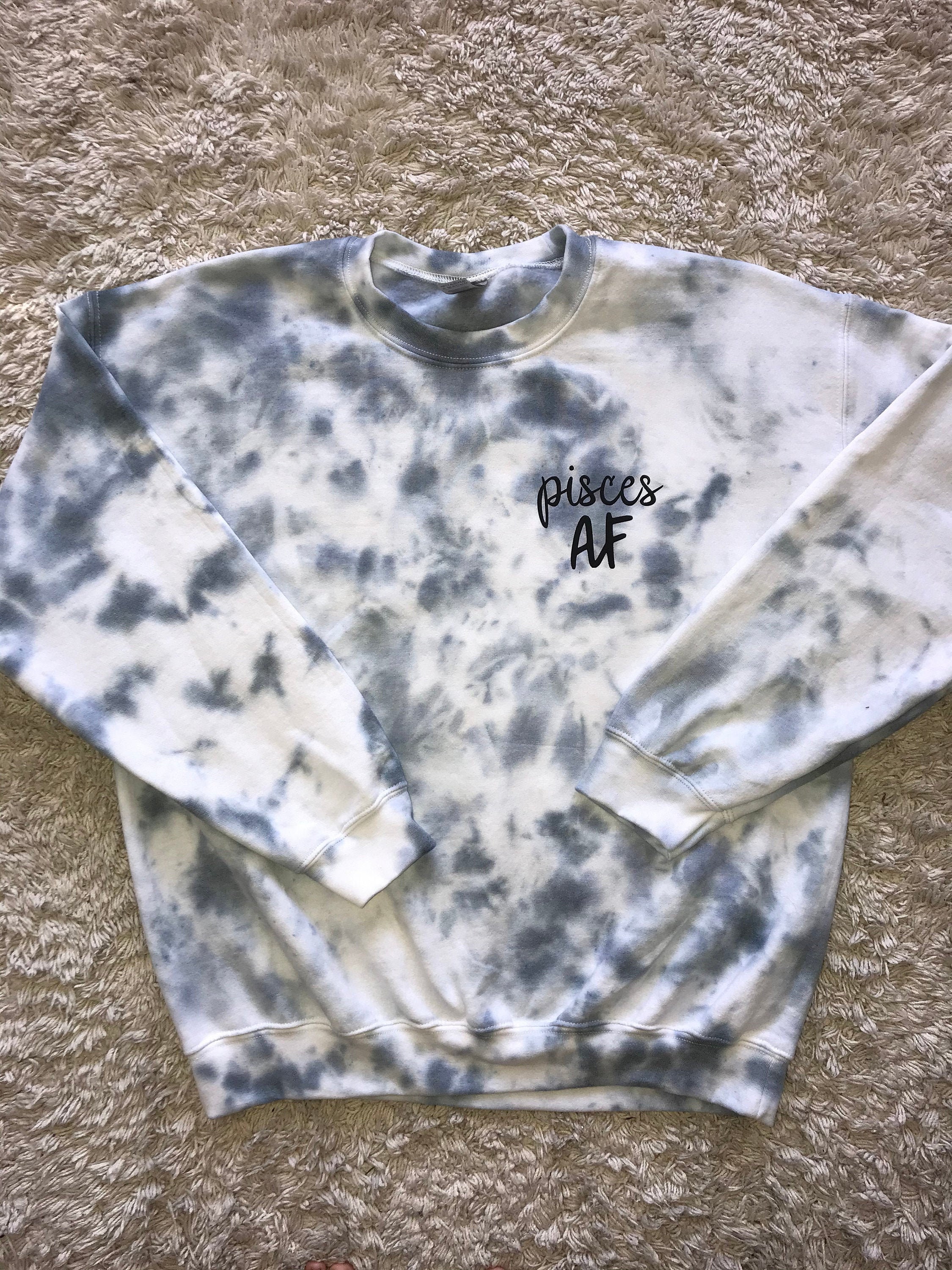 Zodiac Sign Crewneck // Tie Dye Crewneck with Zodiac Sign // | Etsy