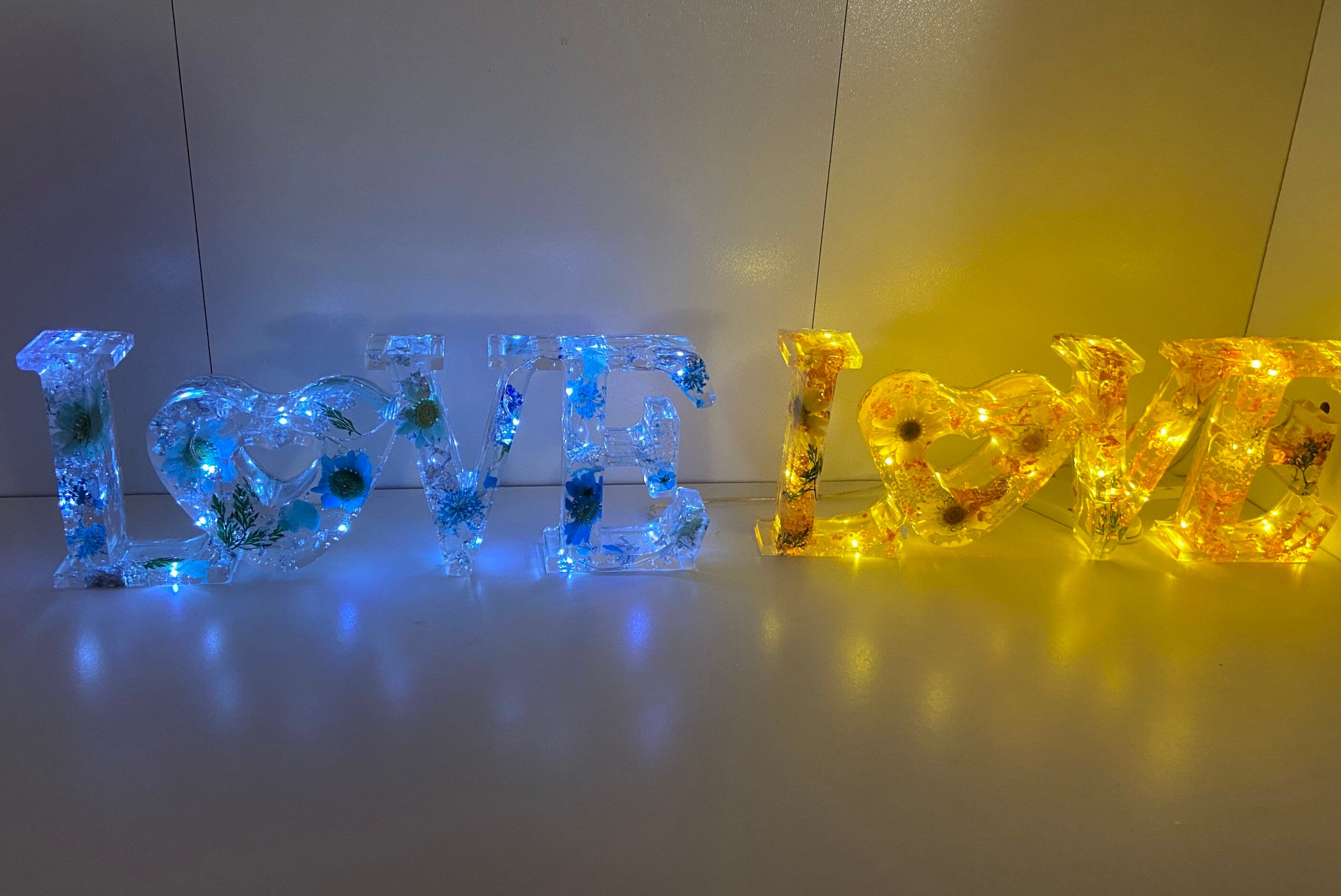 Light up Love SignBotanical SignReal FlowersBotanical Light Etsy