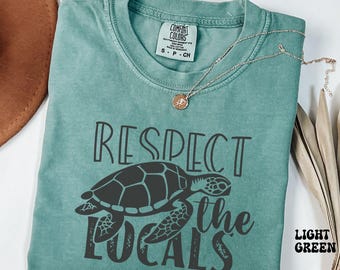 Respeta a los lugareños Camiseta Comfort Colors® Camiseta moderna con peces Camiseta con estilo inspirado en el océano Save the Planet Camiseta ecológica para amantes de la naturaleza de Granola Girl