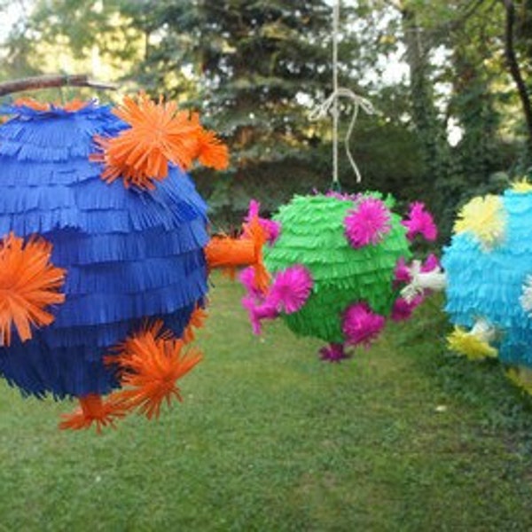 Piñata  mit unterschiedlichen Füllungen ( Süßigkeiten, Spielzeug ): Dino, Flamenco, Bombe , Geburtstag, Überraschung, Party