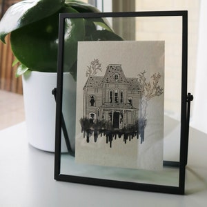 Alfred Hitchcocks Psycho Movie Bates Motel House // A6 Postkartendruck auf recyceltem Karton