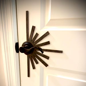 Boho modern op Frank Lloyd Wright geïnspireerd art-deco houten deurknopaccent verkrijgbaar in natuurlijke of 14 andere afwerkingen.  2 stuks. Stel Q-1 . in