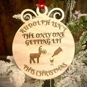 Adorno divertido. Rodolfo no es el único que se viste de maravilla esta Navidad.