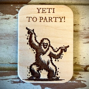 Aimant de cuisine amusant - Bigfoot / Yeti / Sasquatch Yeti pour faire la fête !