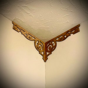 Elegant decorative inside corner accent / trim corner decoration (set of 2) available in multiple sizes and finishes.  Elegant set O