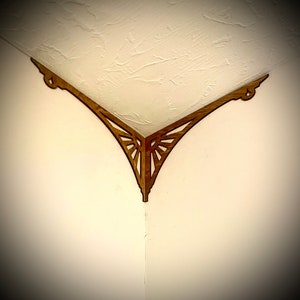Elegant decorative inside corner accent / trim corner decoration (set of 2) available in multiple sizes and finishes.  Elegant set M