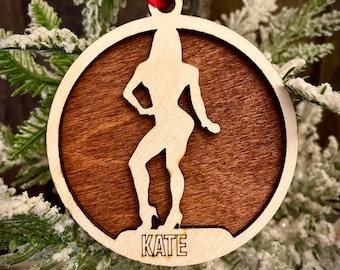 Adorno navideño de madera cortado con láser personalizado de 2 capas para culturismo femenino, etiqueta de regalo disponible sin terminar o teñida