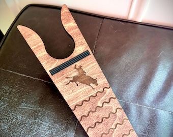Saco de botas personalizado con opciones de nombre, logotipo y más disponible en 12 acabados.