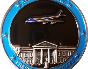 Air Force one Presidential Airlift Challenge Coin 2" diameter 24