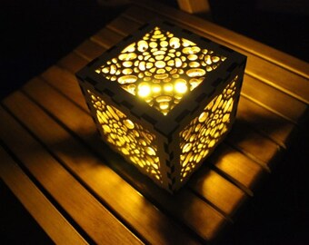 Kubuslamp 4 mm digitaal bestand voor laser en CNC | Lampje | CDR-SVG | Lasergesneden bestanden, vectorpatroon, vectorsjablonen, plan, art