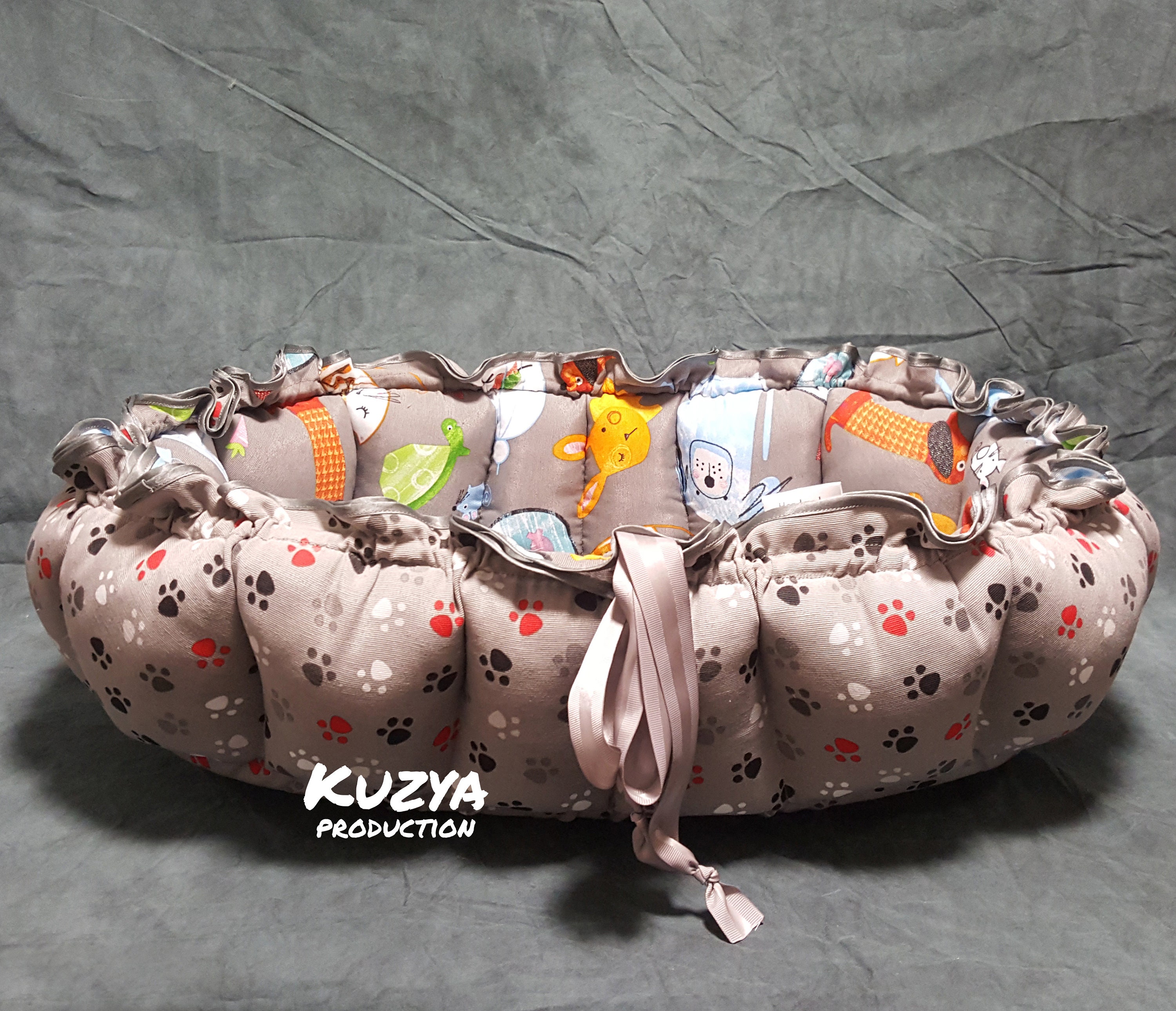 Oval Bed for Pets. Pet Lounger. Pet Bed. Cushion for Pet, Puppy Sleep