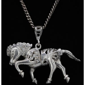 Sterling Silver Horse Pendant Necklace: Equestrian Jewelry With Moveable Head & Tail