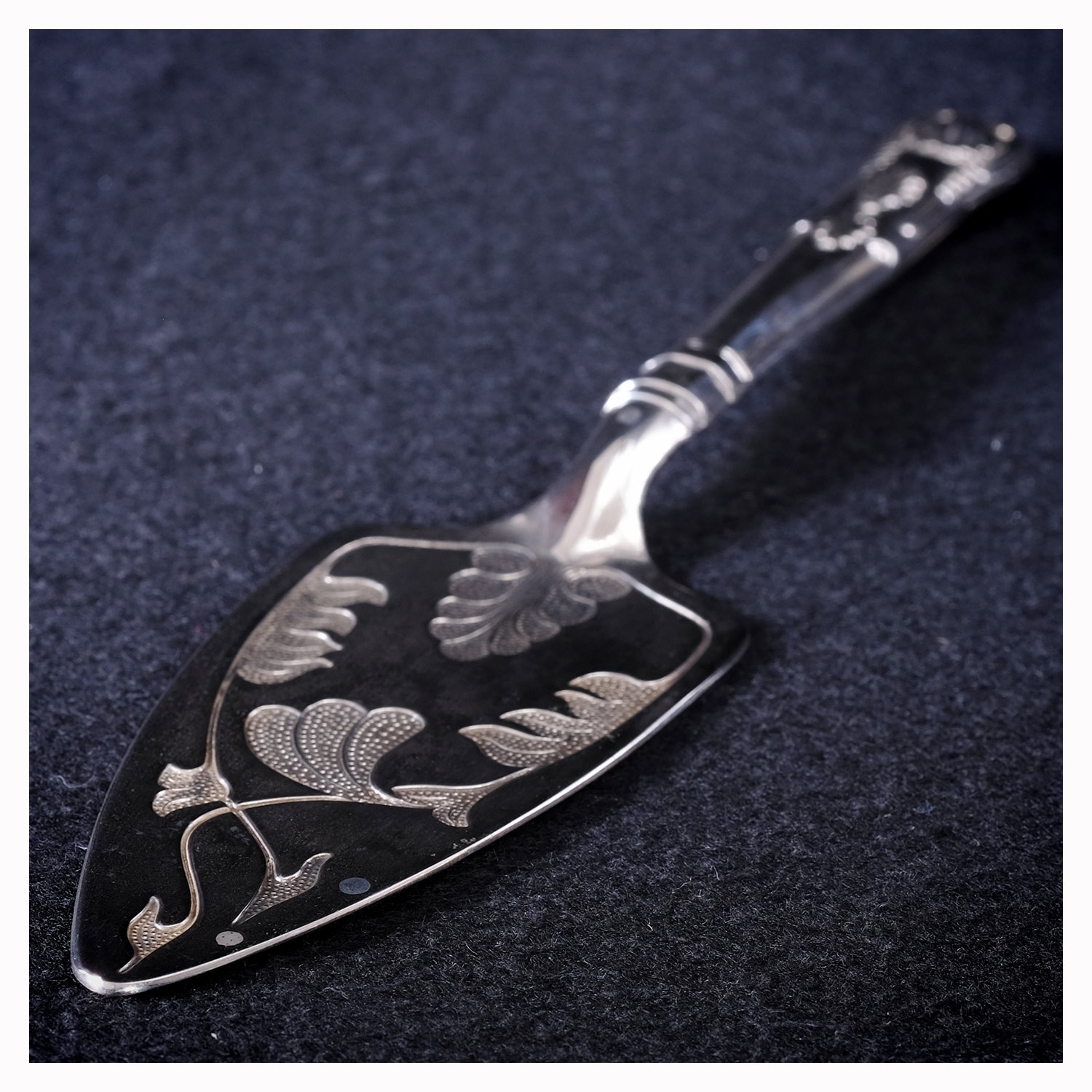 Vintage Queen Anne Mayell Plated on Zinc Cake Slice Lifter Etsy