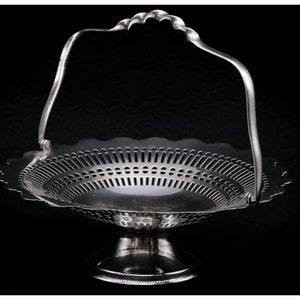 Edwardian Reticulated Silver Plated Maxfield Sheffield Centrepiece Serving Basket, Brides Basket, Silver Plated Bread Basket