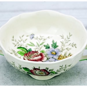 Vintage Royal Doulton D6197 Malvern Bouillon Soup Bowl Floral Pattern, Vintage Replacement English China Royal Doulton
