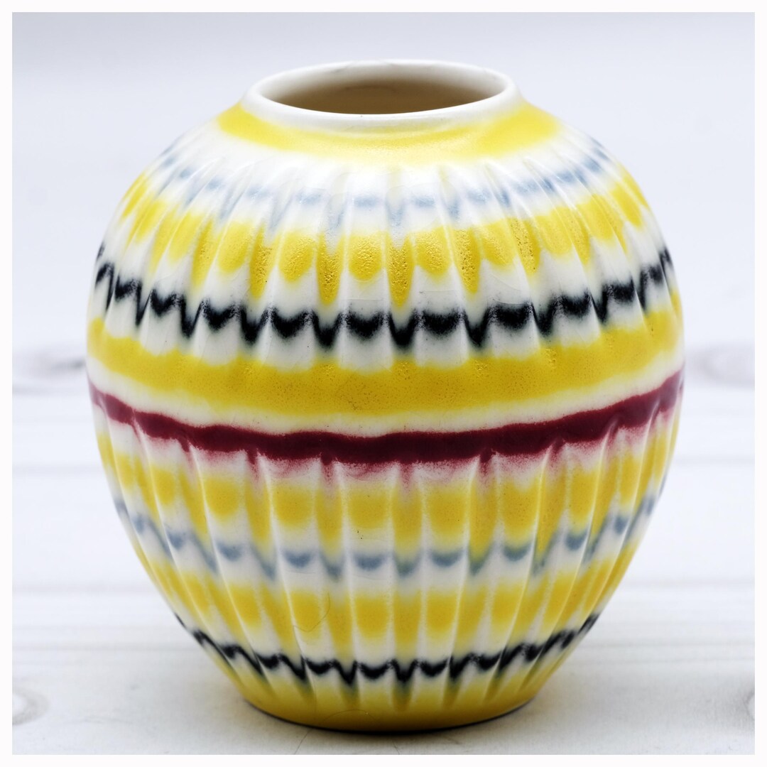 Hornsea Mid-century Hand Painted Rainbow Pattern Art Pottery Vase ...