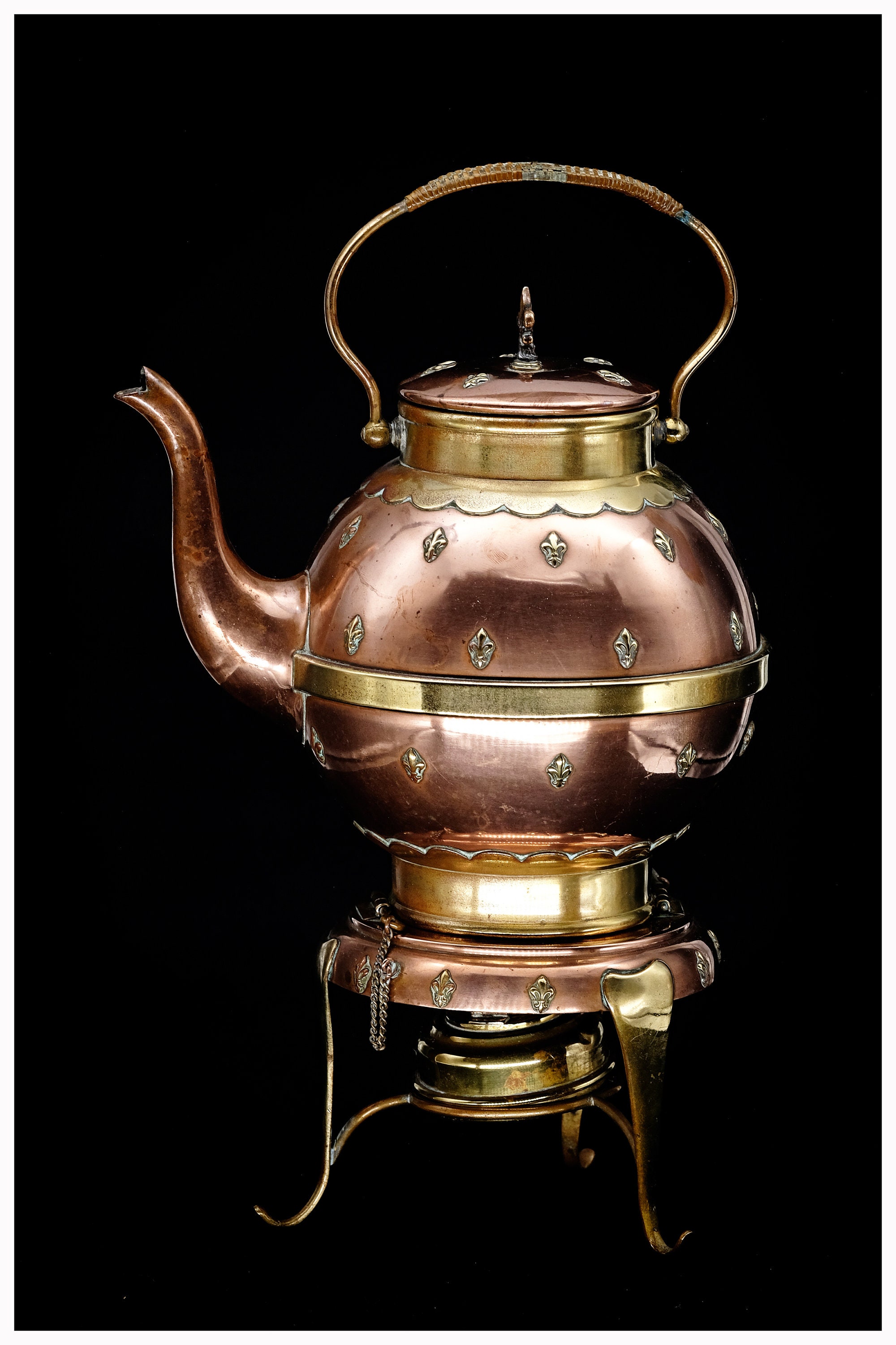 Vintage Rustic Cottage Copper Majestic Metal Teapot Kettle Wooden Handle  Gallon