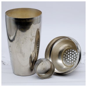 Art Deco Silver Plated Cocktail Shaker By Universal, Antique Art Deco Barware, Three Piece Cocktail Shaker image 2