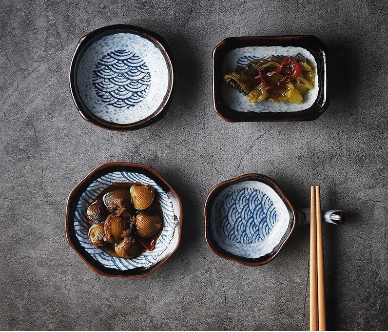 Dainty Asian Style Ceramic Mini Plate Set. Assiettes Élégantes Minimalistes Faites à La Main, Origin