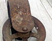 Vintage Cast Iron Rusted Barn Hoist Single Pulley Antique Steampunk Heavy Metal