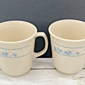Vintage Corelle Corning Ware FIRST OF SPRING Set of 2 Coffee Mugs Cups