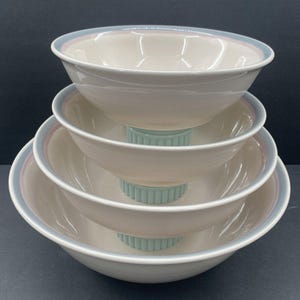 Pfaltzgraff AURA Pink LARGE Nesting Mixing Bowls 4 pc Set 8.5&quot;,10&quot;and 12&quot; Vintag