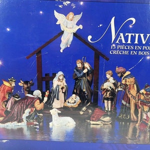 Kirkland Signature Porcelain Nativity Set Hand Painted 13 Piece