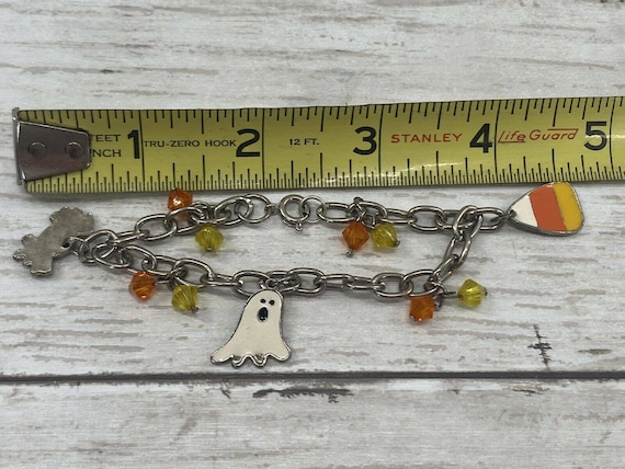 Vintage Halloween Bangle Charm Beaded Bracelet Me… - image 5