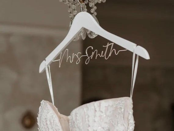 Personalised wedding dress hanger, bridal hanger, wedding bridesmaid gifts, bride wedding hangers, bridal shower gift, bridesmaid proposal