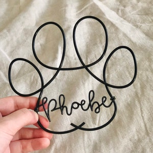 Personalised paw print with name, wire words, pet memorial sign, animal lover gift, dog mum, cat mum, pet tribute, pet decor