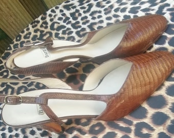 Vintage brand Bargif brown leather snake leather heels. Brown snakeskin slingback pumps