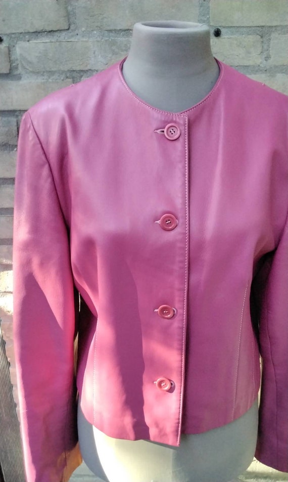 1980's pink soft leather cropped bottons jacket S… - image 4