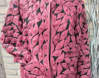 Chaqueta roja vintage de cuero con estampado floral 3D Y2K | Cárdigan texturizado con rosetas | Chaqueta con botones estilo alta costura retro de los años 2000
