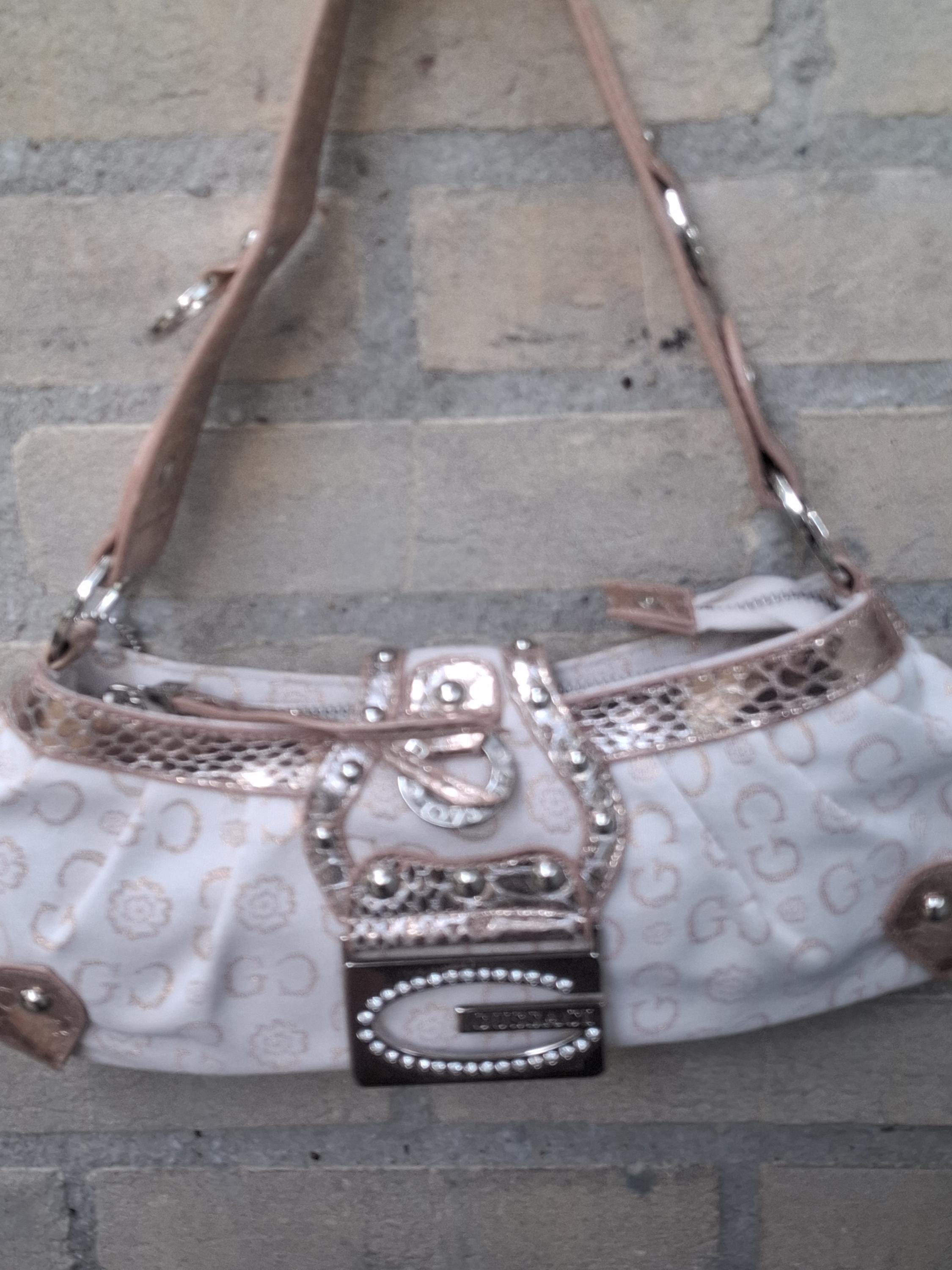 2000s Guess Purse - Etsy Canada